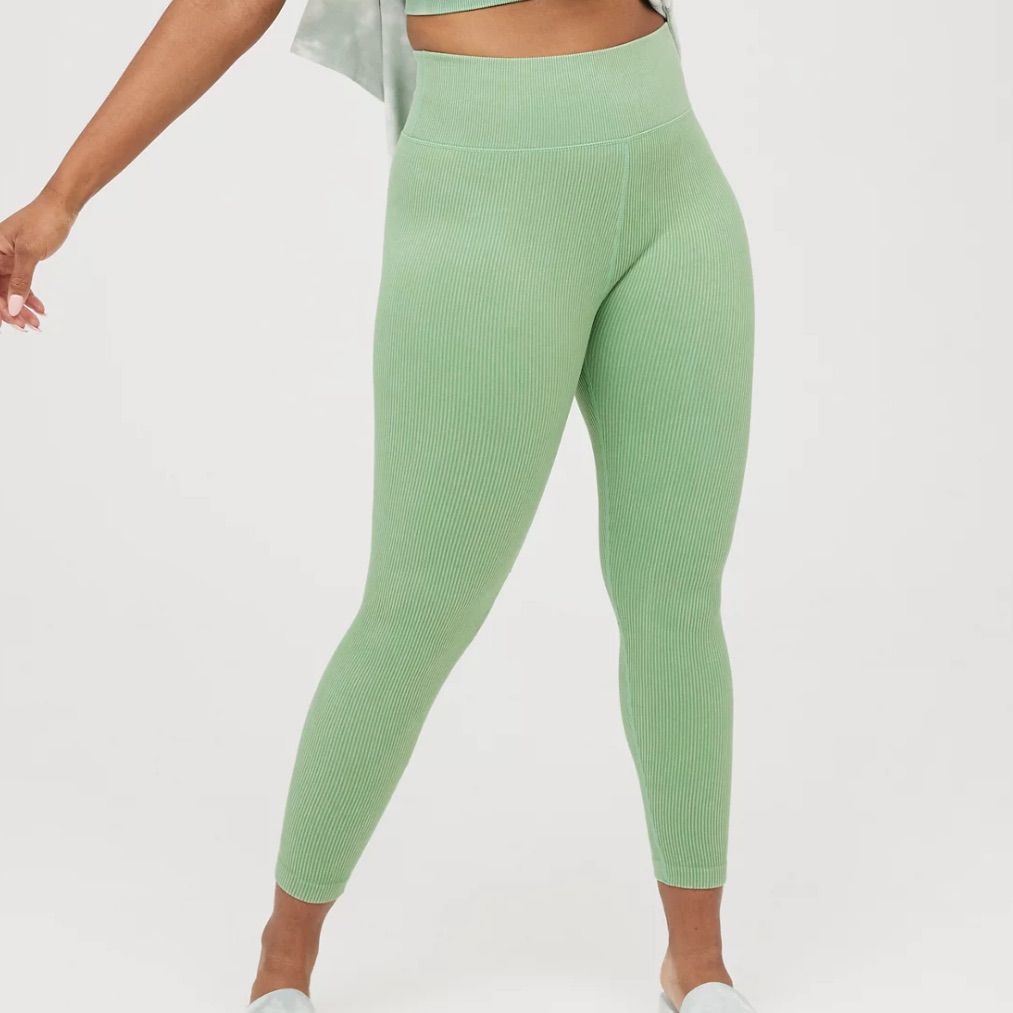 Offline By Aerie Ribbed 7/8 High Waist Leggings In Green Mission